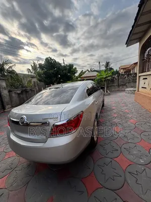 Buick LaCrosse 2016 Silver
