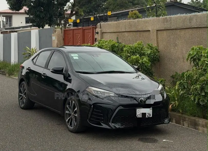 Toyota Corolla XSE (1.8L 4cyl 2A) 2019 Black