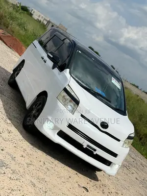 Executive Toyota Voxy _ 8Seater Luxury Voxy _ Presidential Suite
