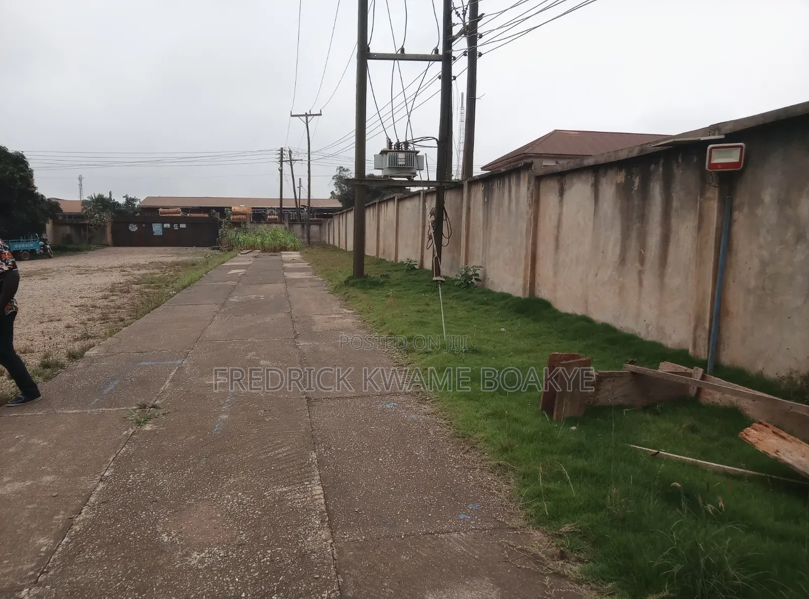 Warehouse for Sale at Kaase Wood Village