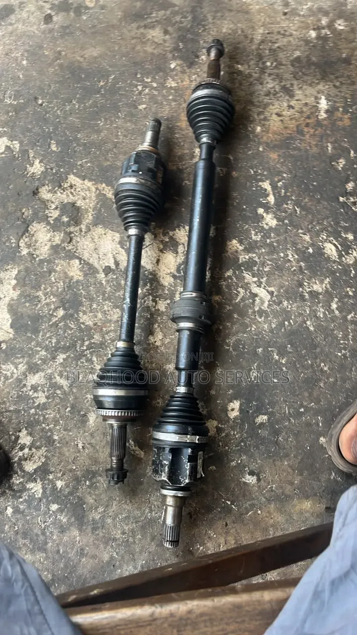 Nissan Sentra 2007-2012 Front DRIVE SHAFT Pair for Sale