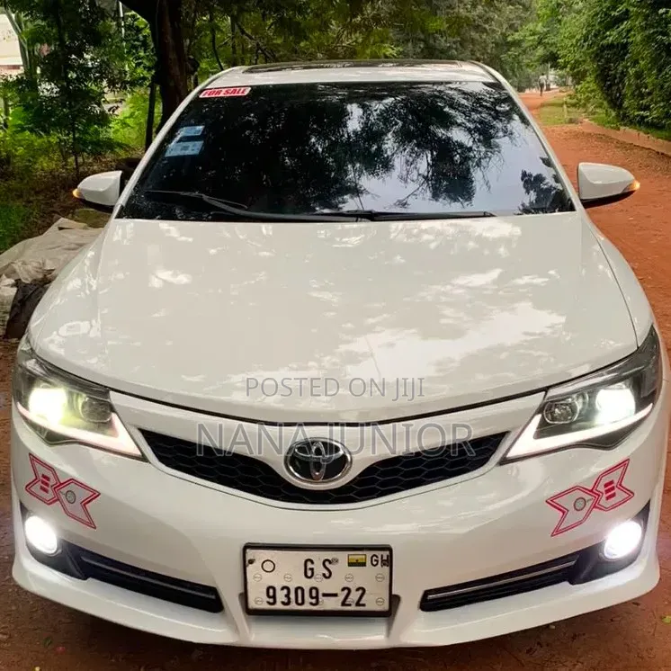 Toyota Camry 2014 White