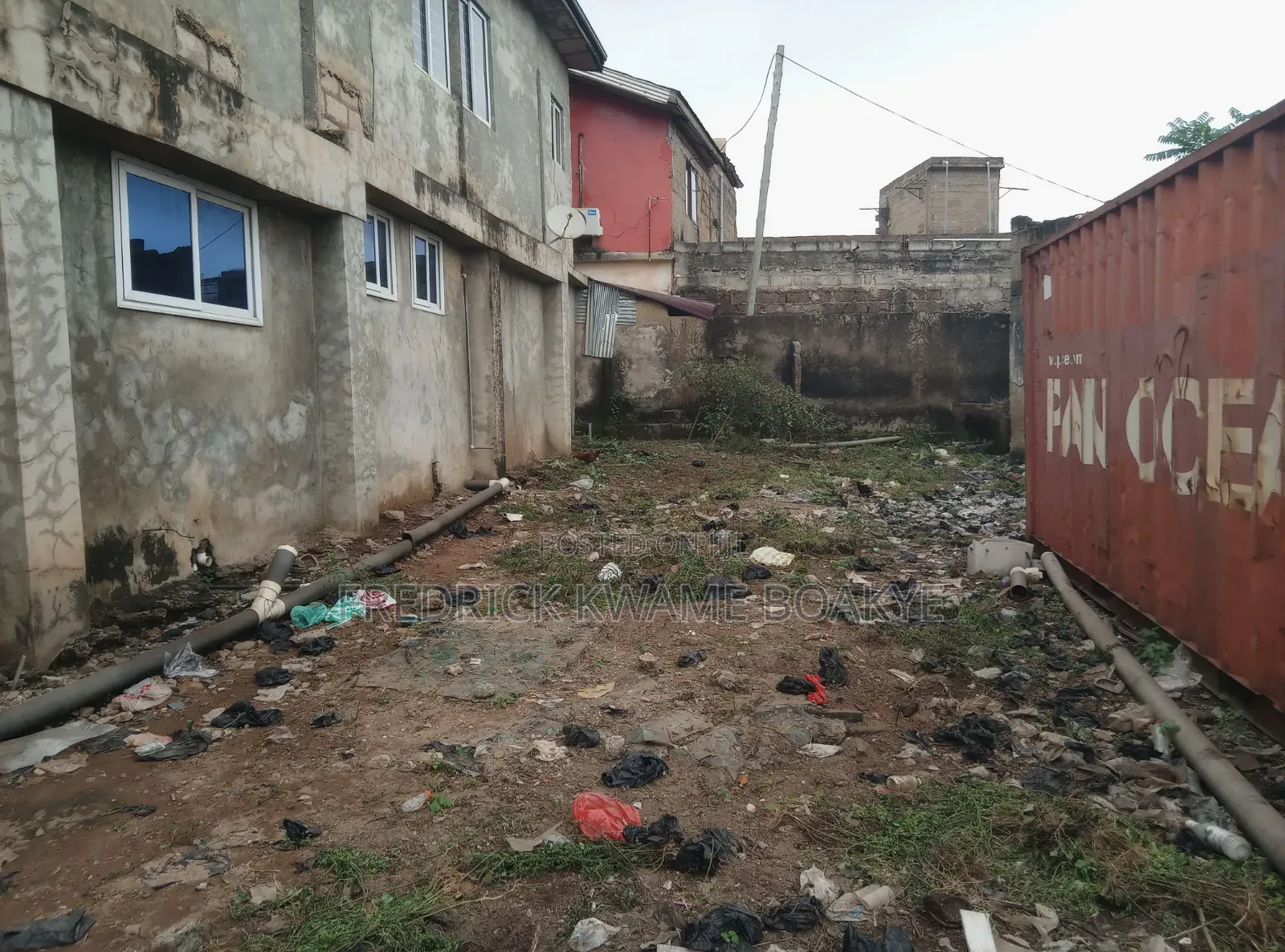 Plot of Land With Store for Sale at Ahodwo