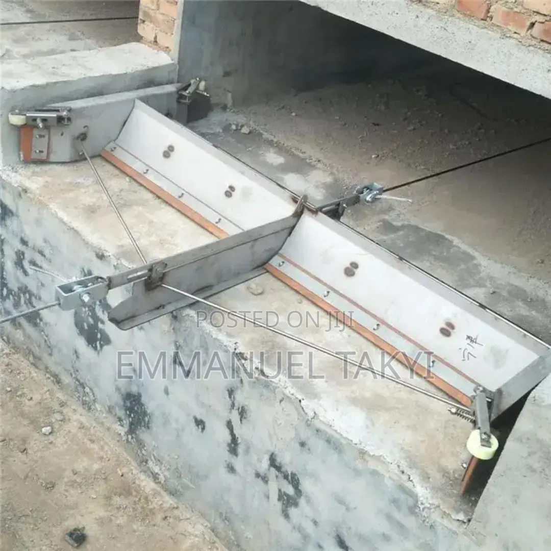 Manure Scrapper Machine