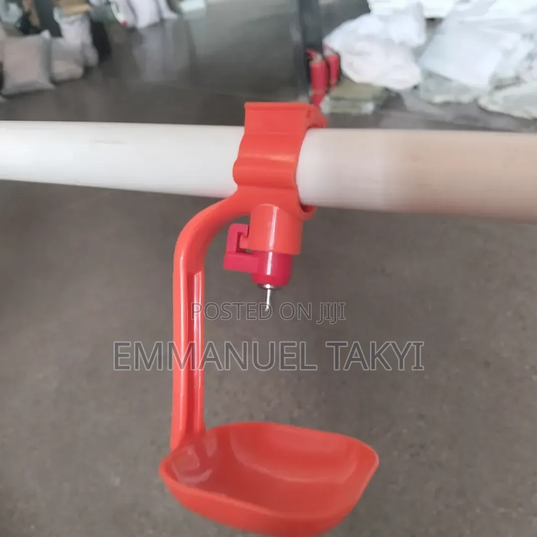 Nipple Drinker With Cap