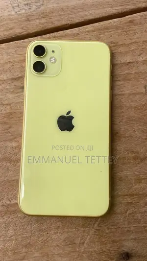 Apple iPhone 11 64 GB Yellow
