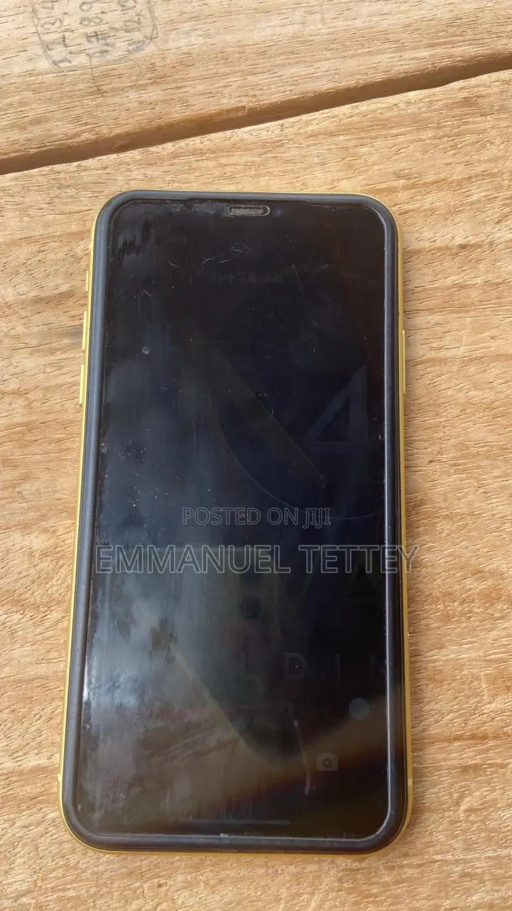 Apple iPhone 11 64 GB Yellow
