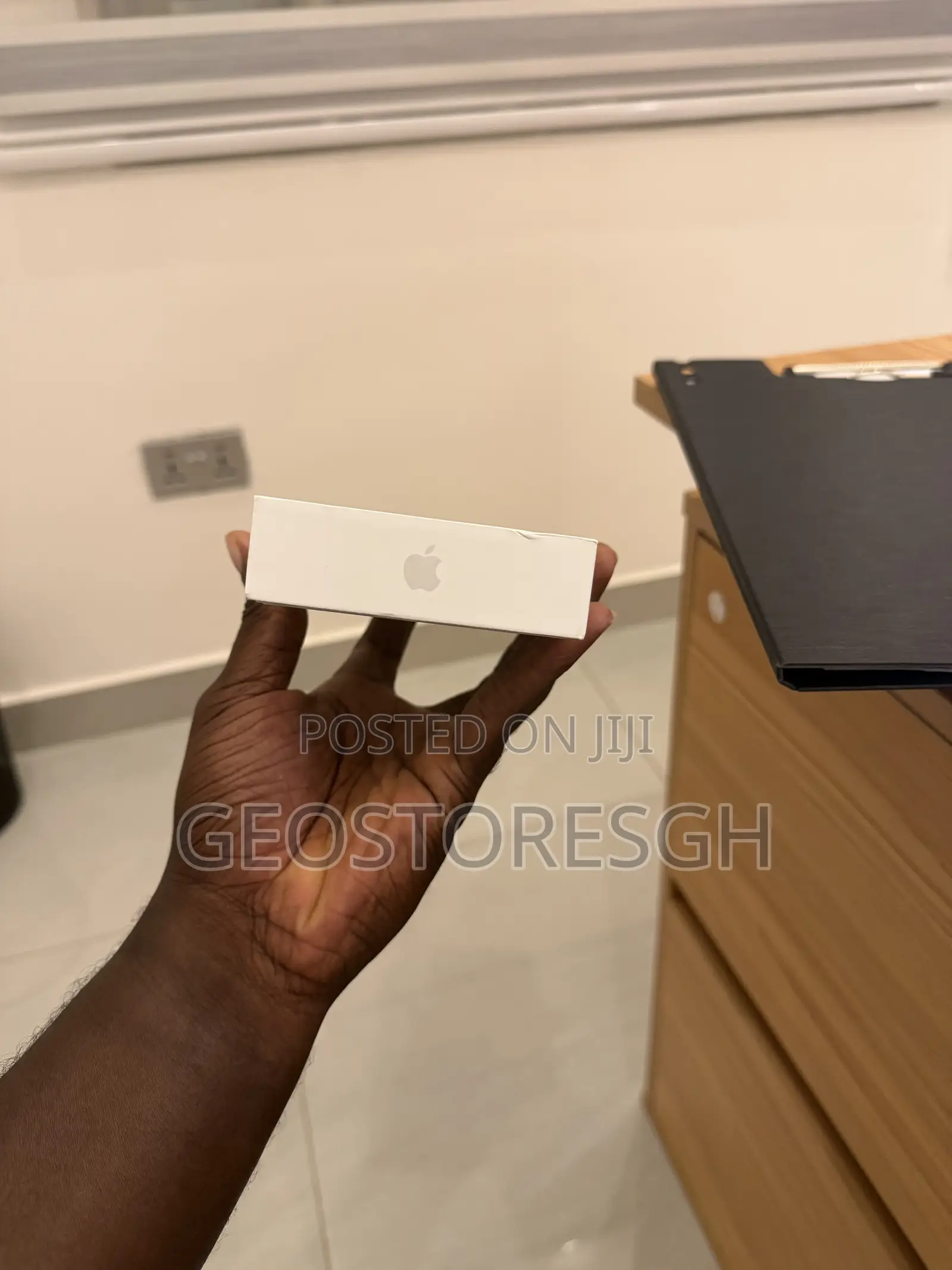 New Apple iPhone 17 Pro Max 1 TB White