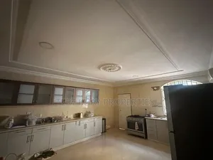 4bdrm House in Airport Residential for rent