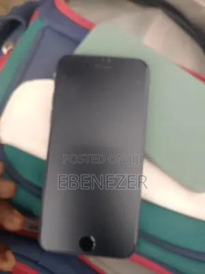 Apple iPhone 8 64 GB Black