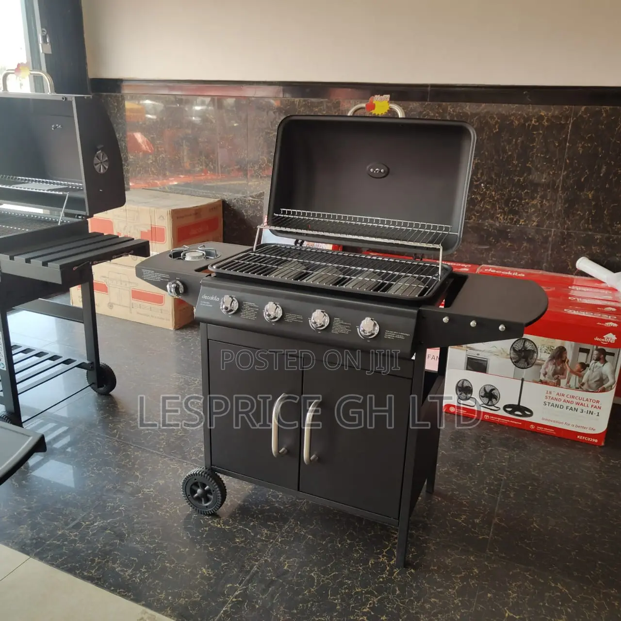 Falaa Deal of the Moment on Our Ideal 4 Burner Gas BBQ Stand Grill