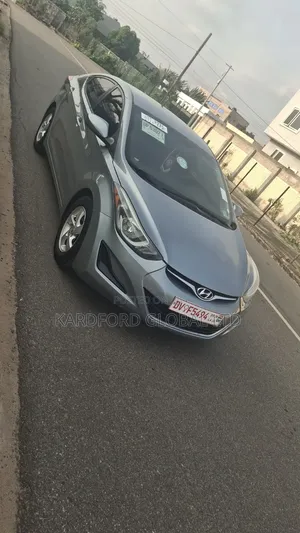 Hyundai Elantra SE 4dr Sedan (1.8L 4cyl 6A) 2015 Silver