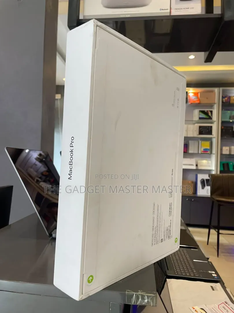 New Laptop Apple MacBook Pro 2026 M5 Pro 48GB Apple M5 Pro SSD 1T