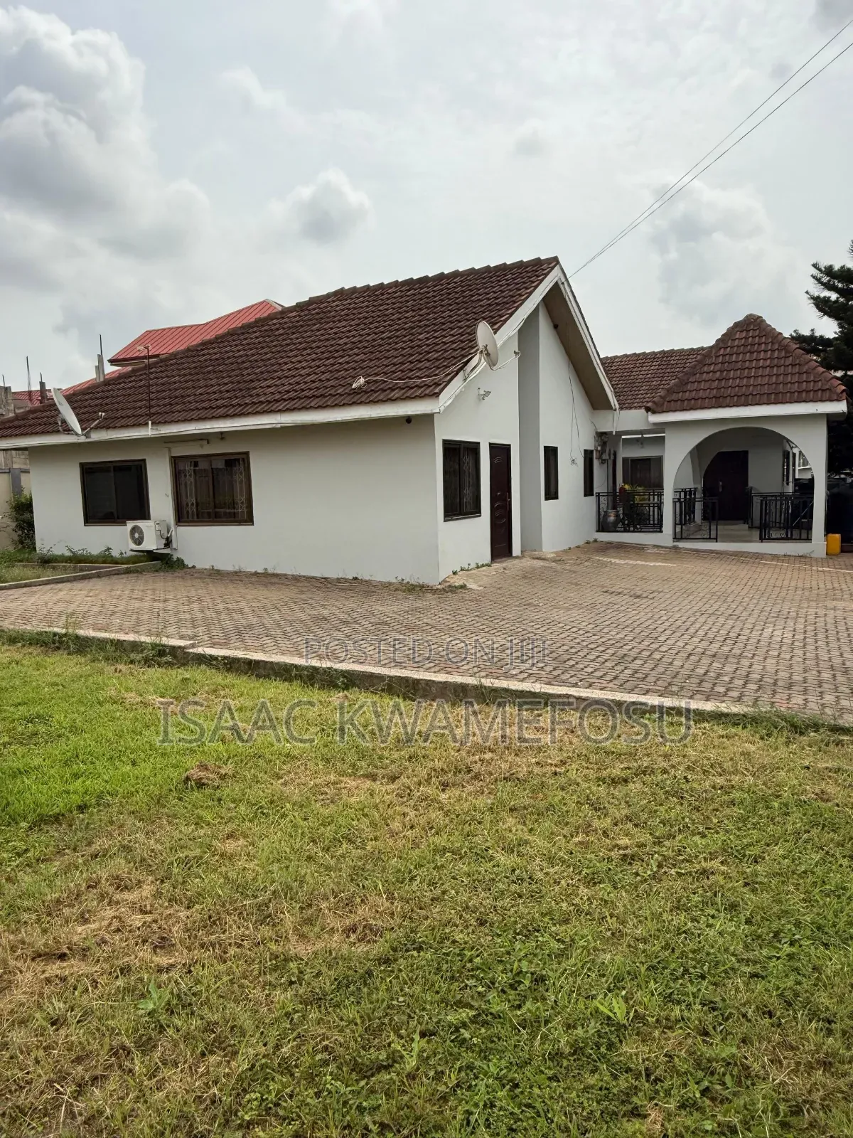 1bdrm Apartment in Botwe School for rent