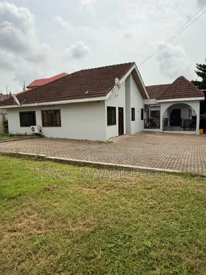 1bdrm Apartment in Botwe School for rent