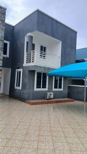 4bdrm House in Pleasantplaces And, Ashaley Botwe for rent
