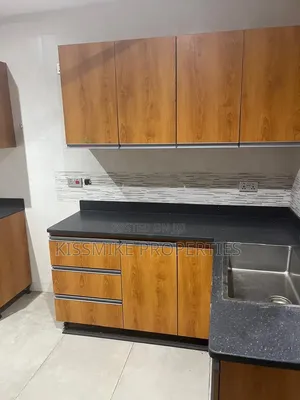 2bdrm Apartment in Kismike Investment, Nyanmekye for rent