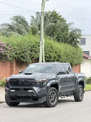 Toyota Tacoma 2024