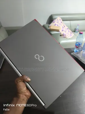 Laptop Fujitsu Celsius H780 8GB Intel Core i7 SSD 256GB