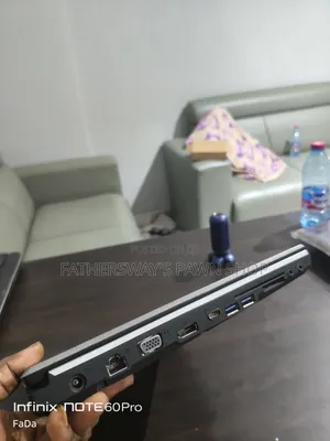 Laptop Fujitsu Celsius H780 8GB Intel Core i7 SSD 256GB