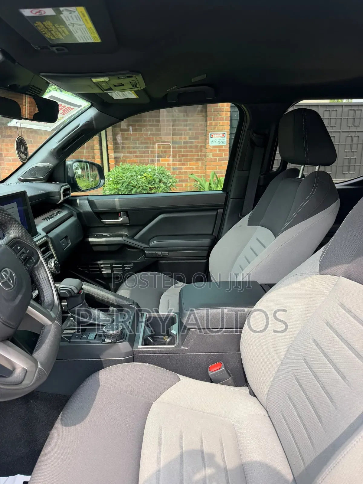 Toyota Tacoma 2024