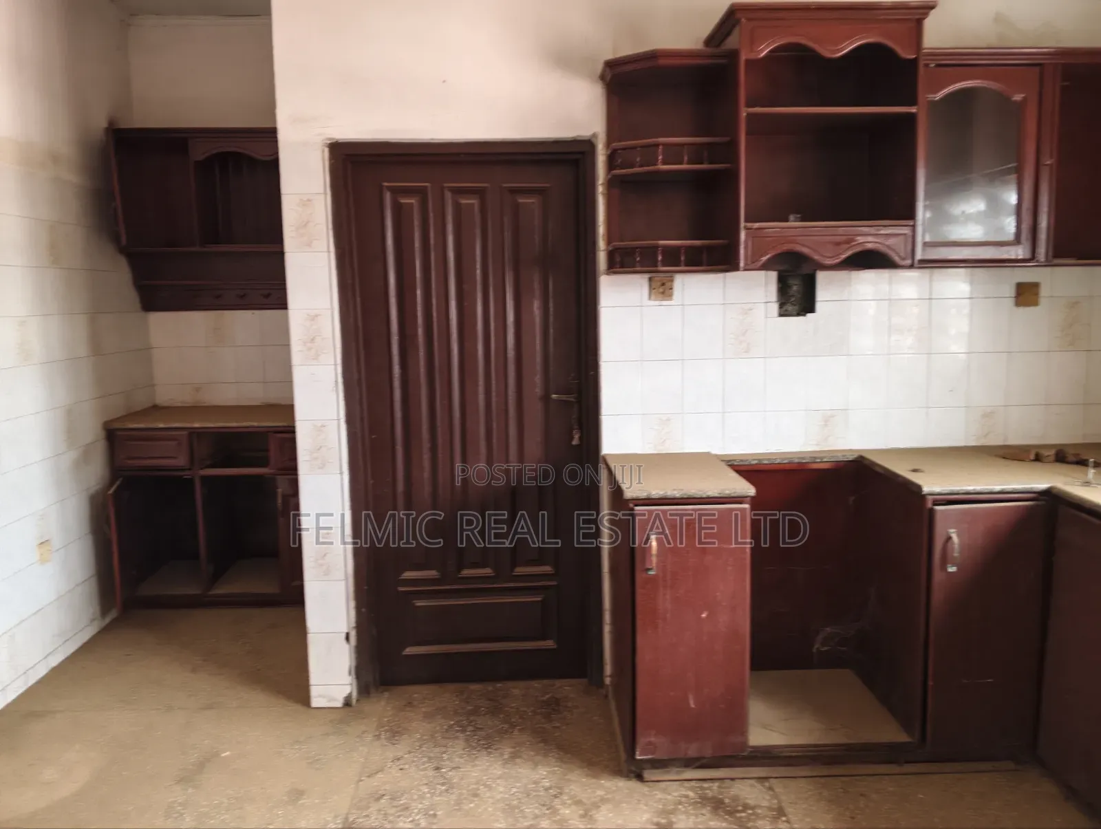 5bdrm House in Ofankor for sale
