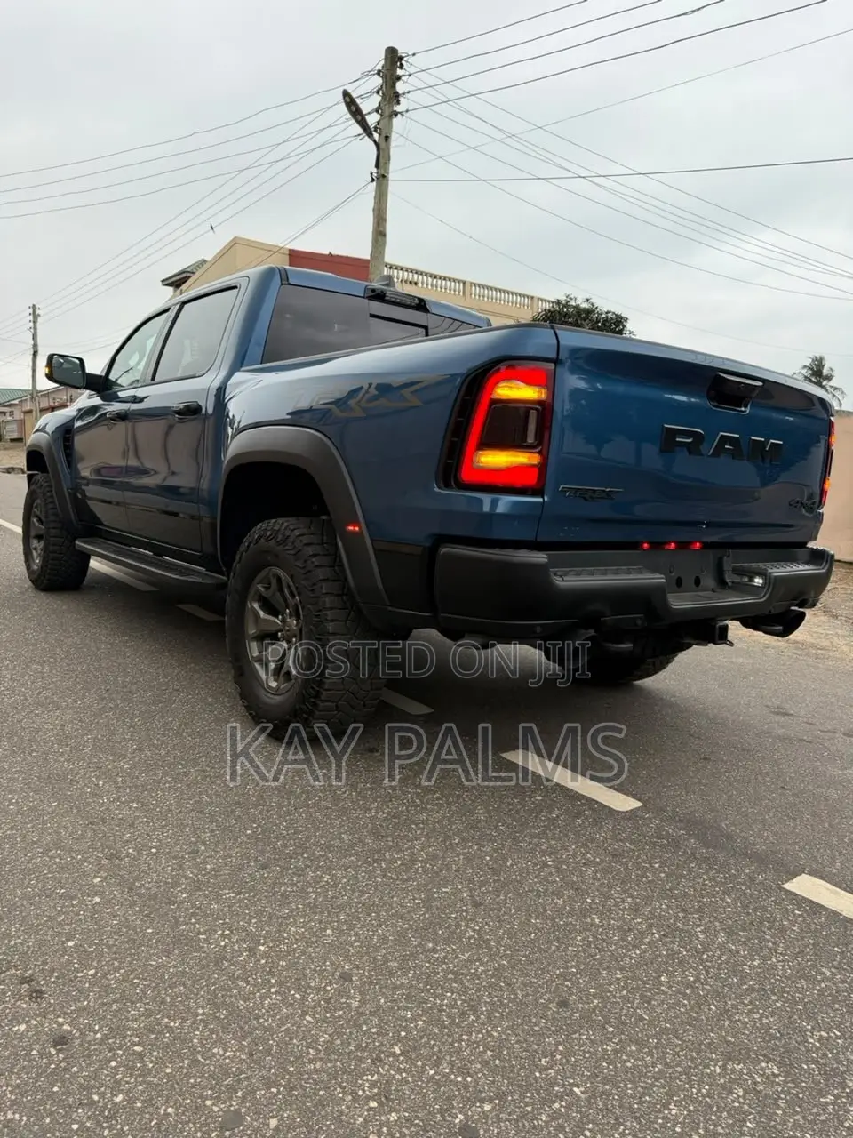 RAM 1500 TRX Crew Cab 4WD SB 2024 Blue