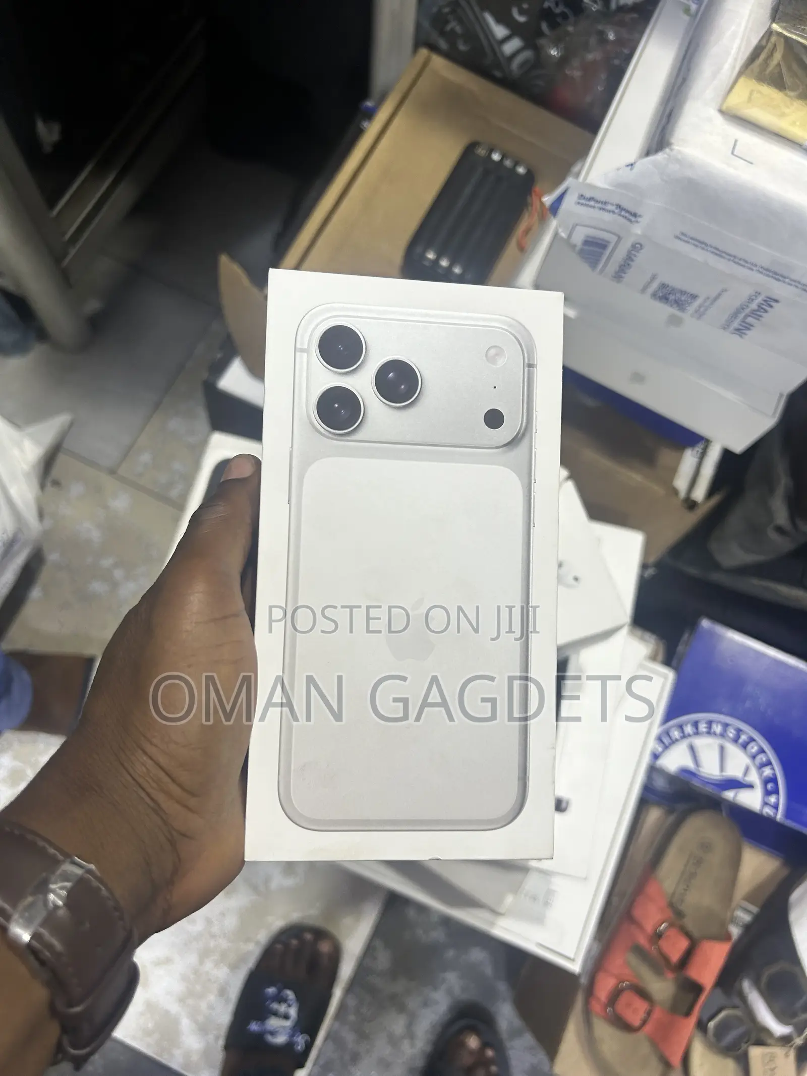 New Apple iPhone 17 Pro Max 1 TB Silver