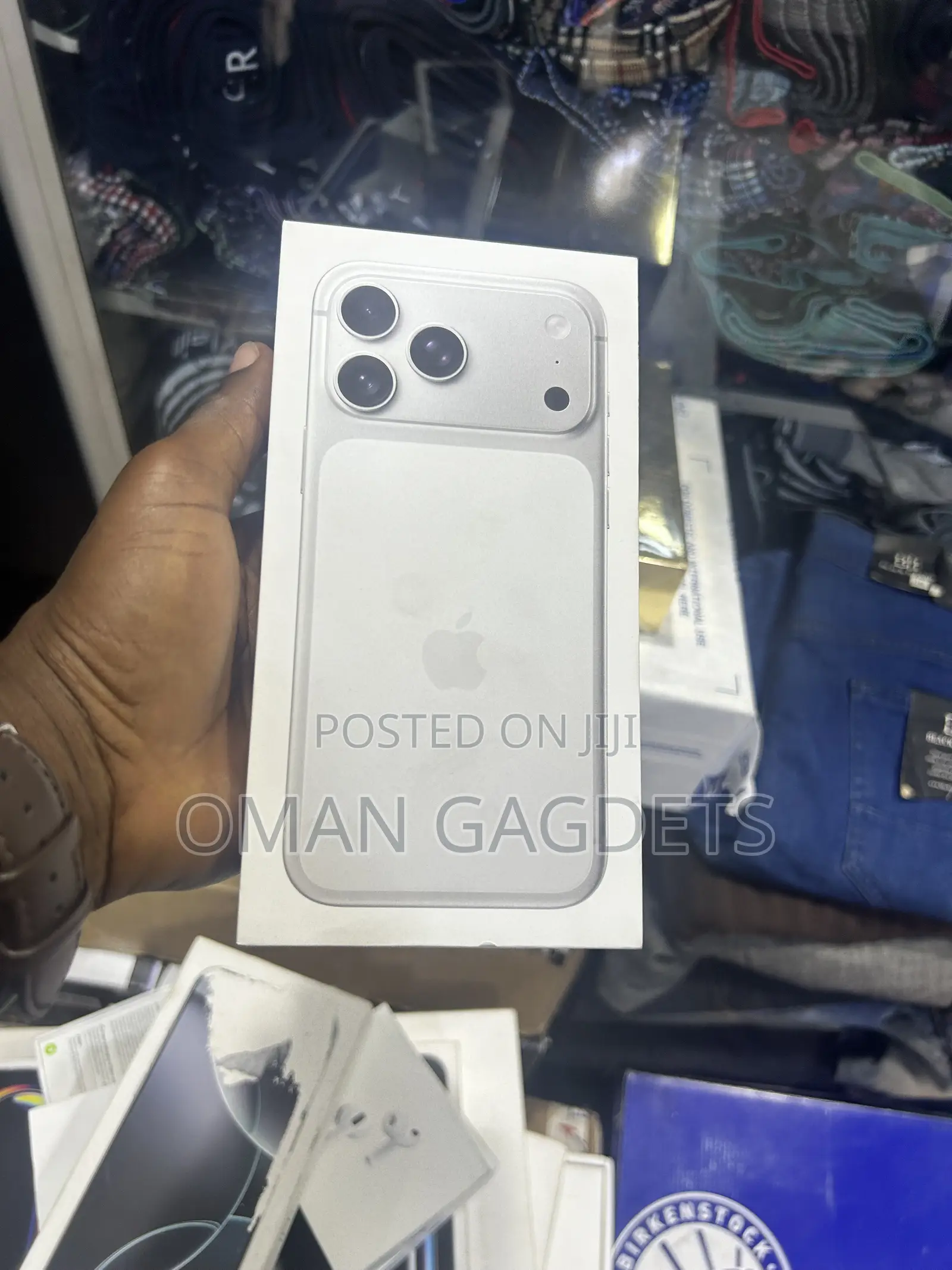 New Apple iPhone 17 Pro Max 1 TB Silver