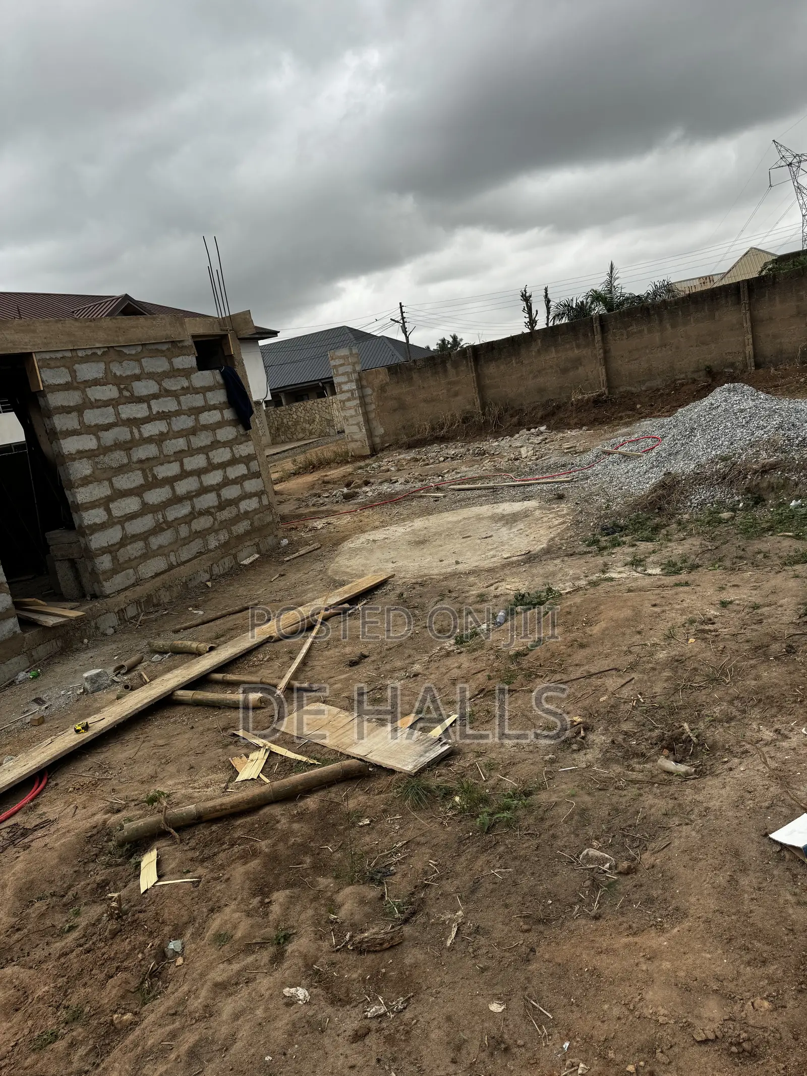 5bdrm House in Ofaakor, Awutu Senya East Municipal for sale