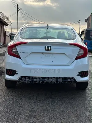 Honda Civic 2018 White
