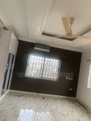 4bdrm House in Spintex, Baatsona Total for rent