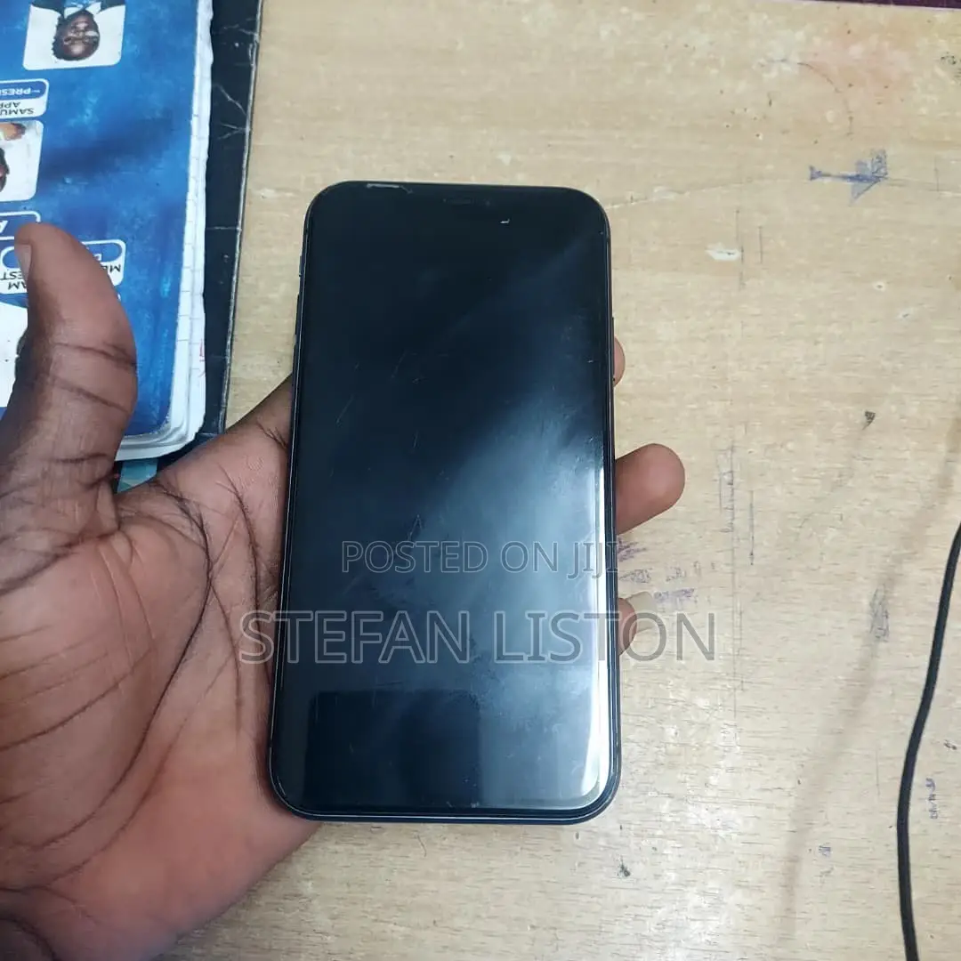 Apple iPhone 11 128 GB Black