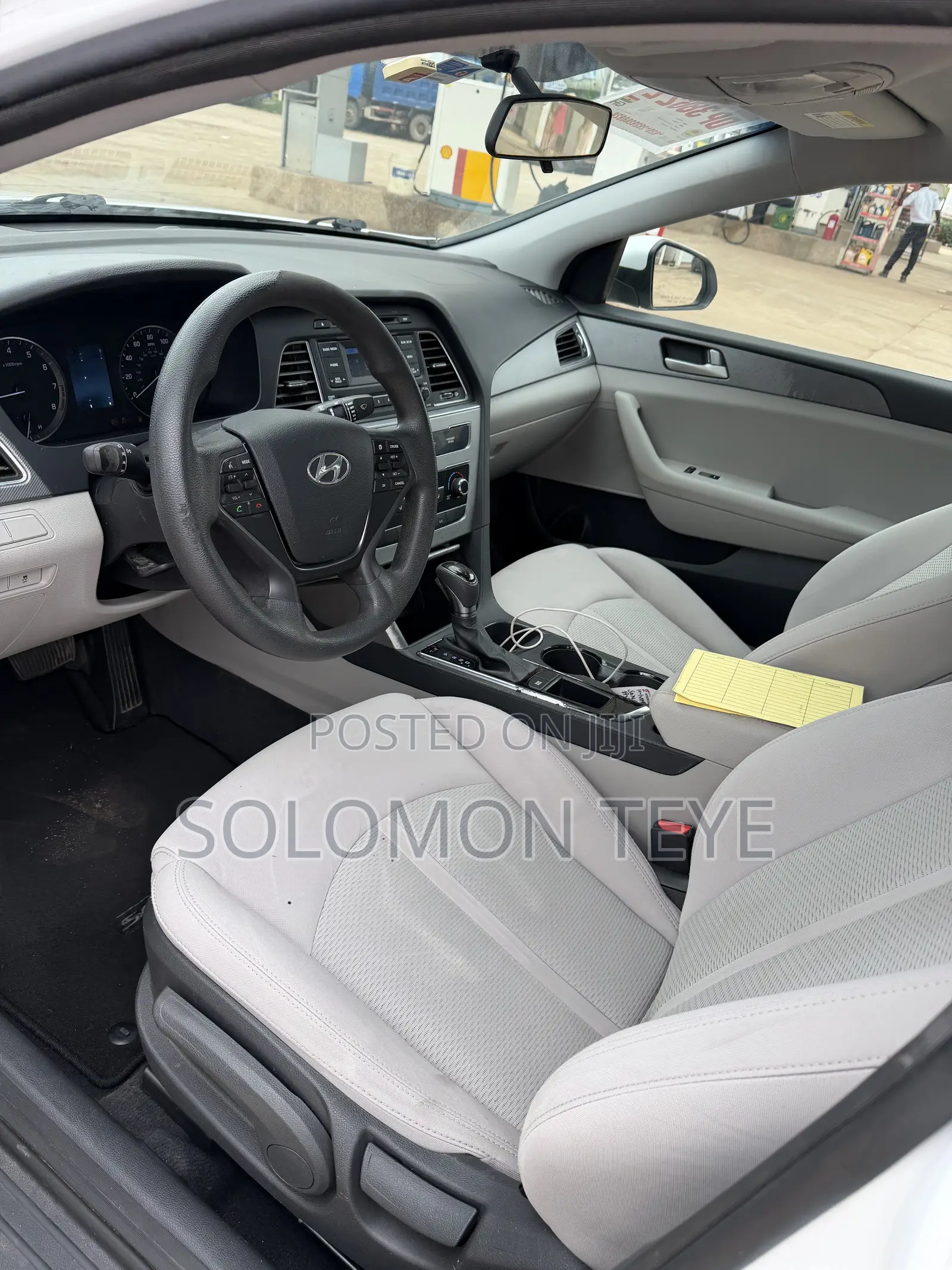 Hyundai Sonata Base Sedan FWD (2.4L 4cyl 6A) 2017 White