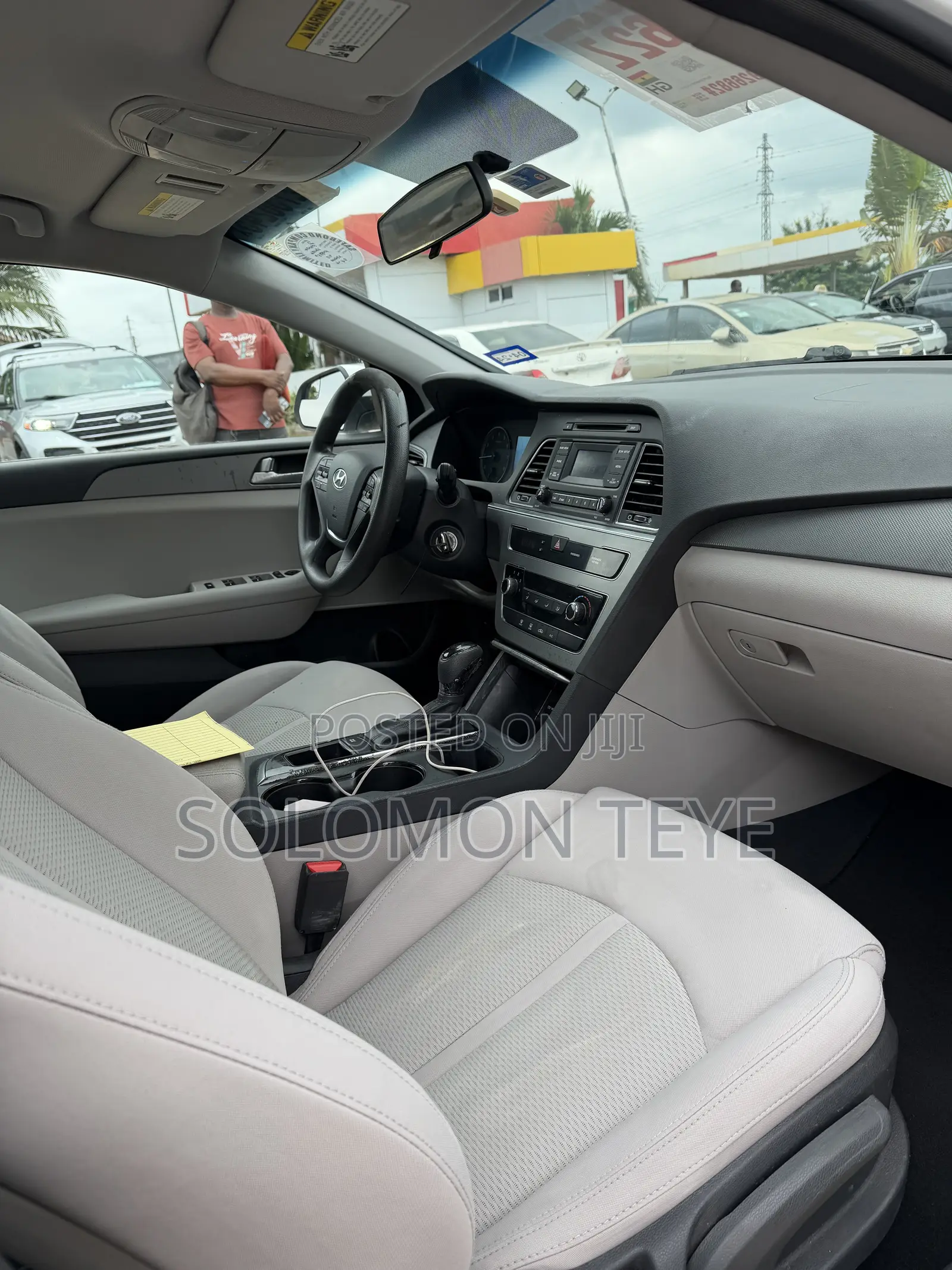 Hyundai Sonata Base Sedan FWD (2.4L 4cyl 6A) 2017 White