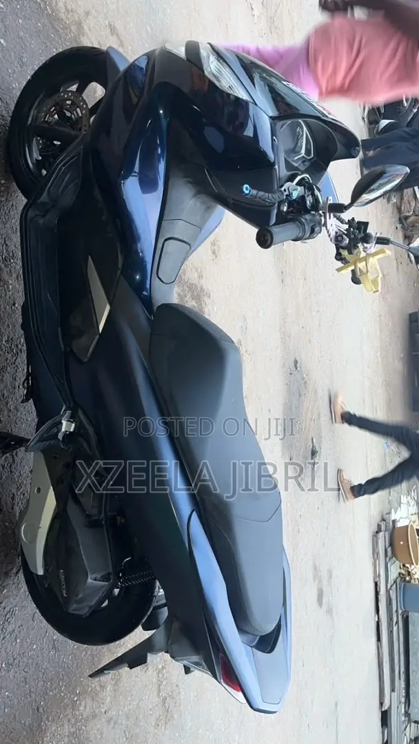 Honda 2020 Blue