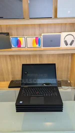 Laptop Lenovo ThinkPad X1 Yoga 16GB Intel Core i7 SSD 512GB