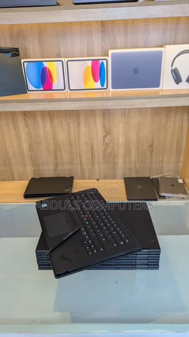Laptop Lenovo ThinkPad X1 Yoga 16GB Intel Core i7 SSD 512GB