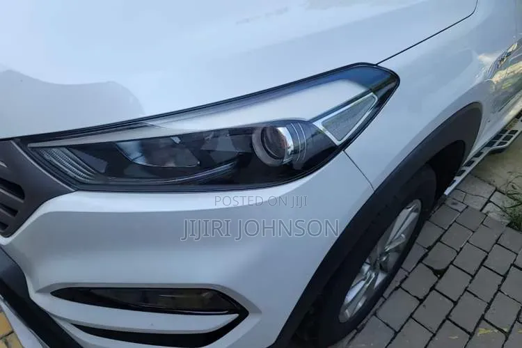 Hyundai Tucson 2018 White