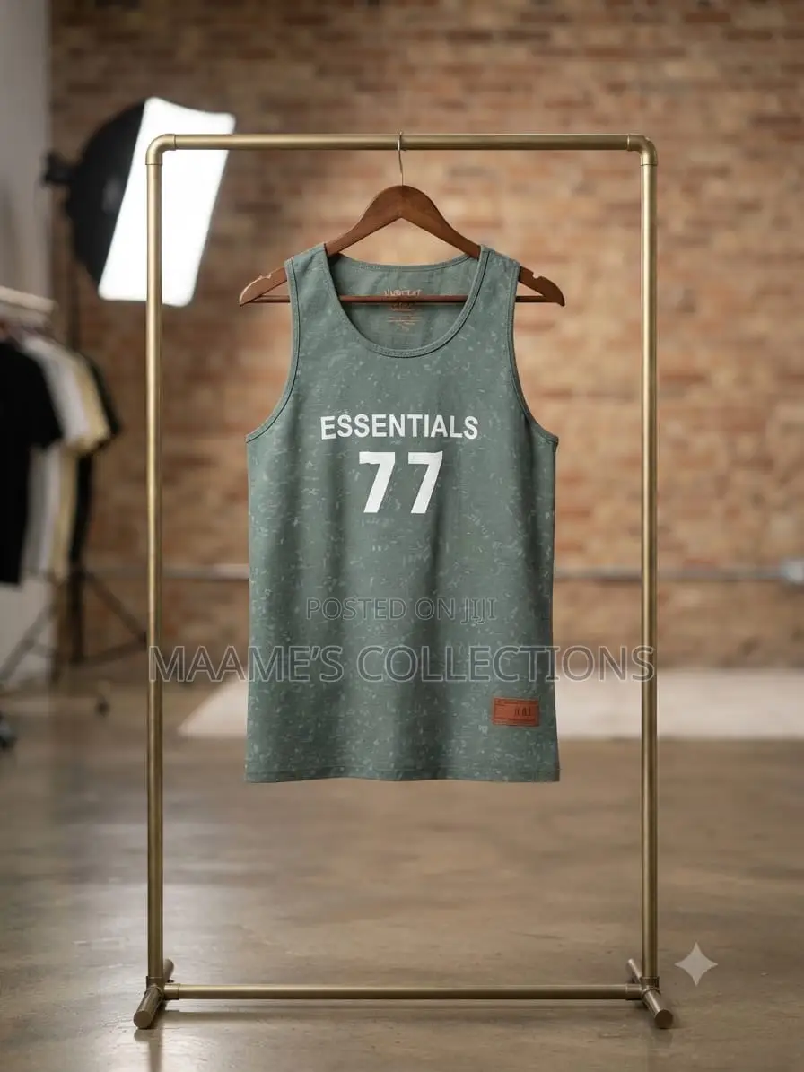 Men’s Sleeveless Tank Top – Casual Wear