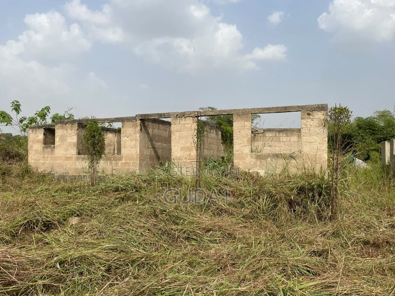 Furnished 10bdrm Mansion in Abuakwa, Kumasi Metropolitan for sale