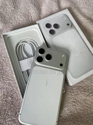 Apple iPhone 17 Pro Max 256 GB Silver