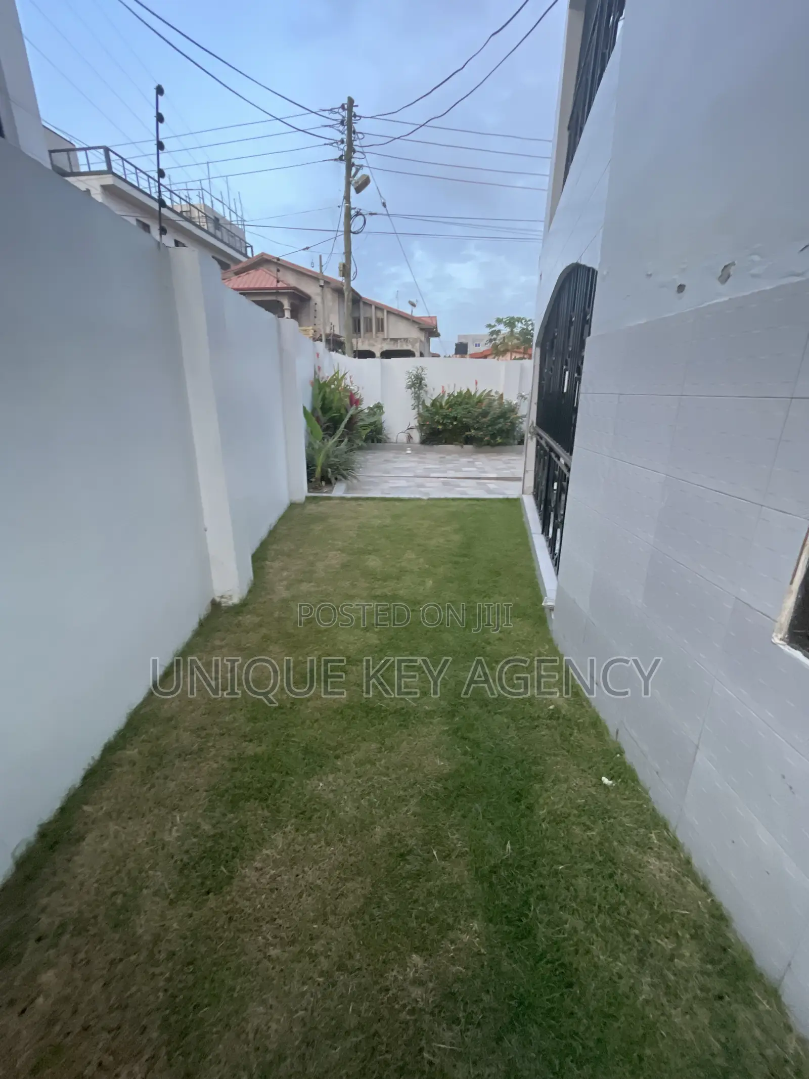 4bdrm House in Unique Key Agency, East Legon for rent