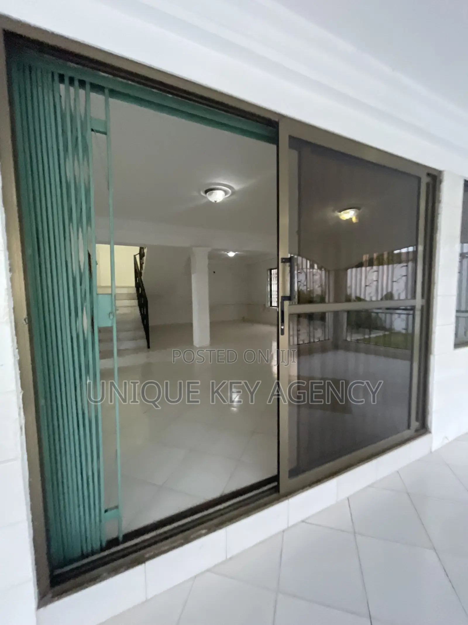 4bdrm House in Unique Key Agency, East Legon for rent