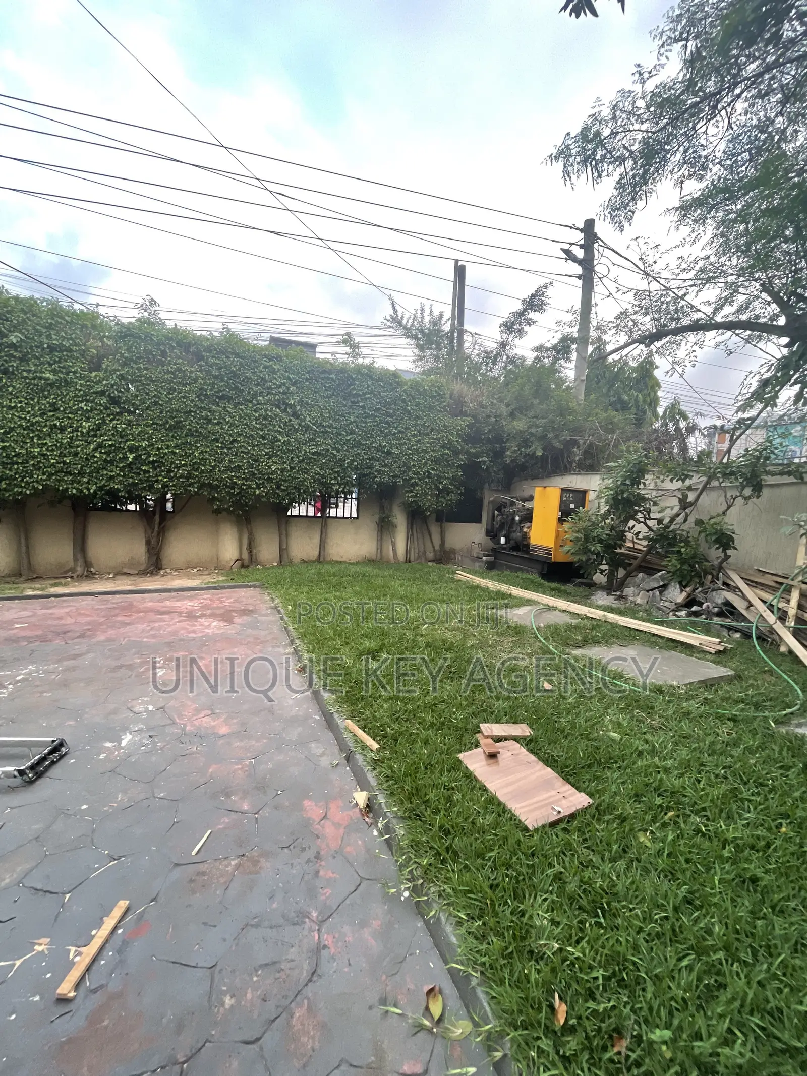 4bdrm House in Unique Key Agency, East Legon for rent