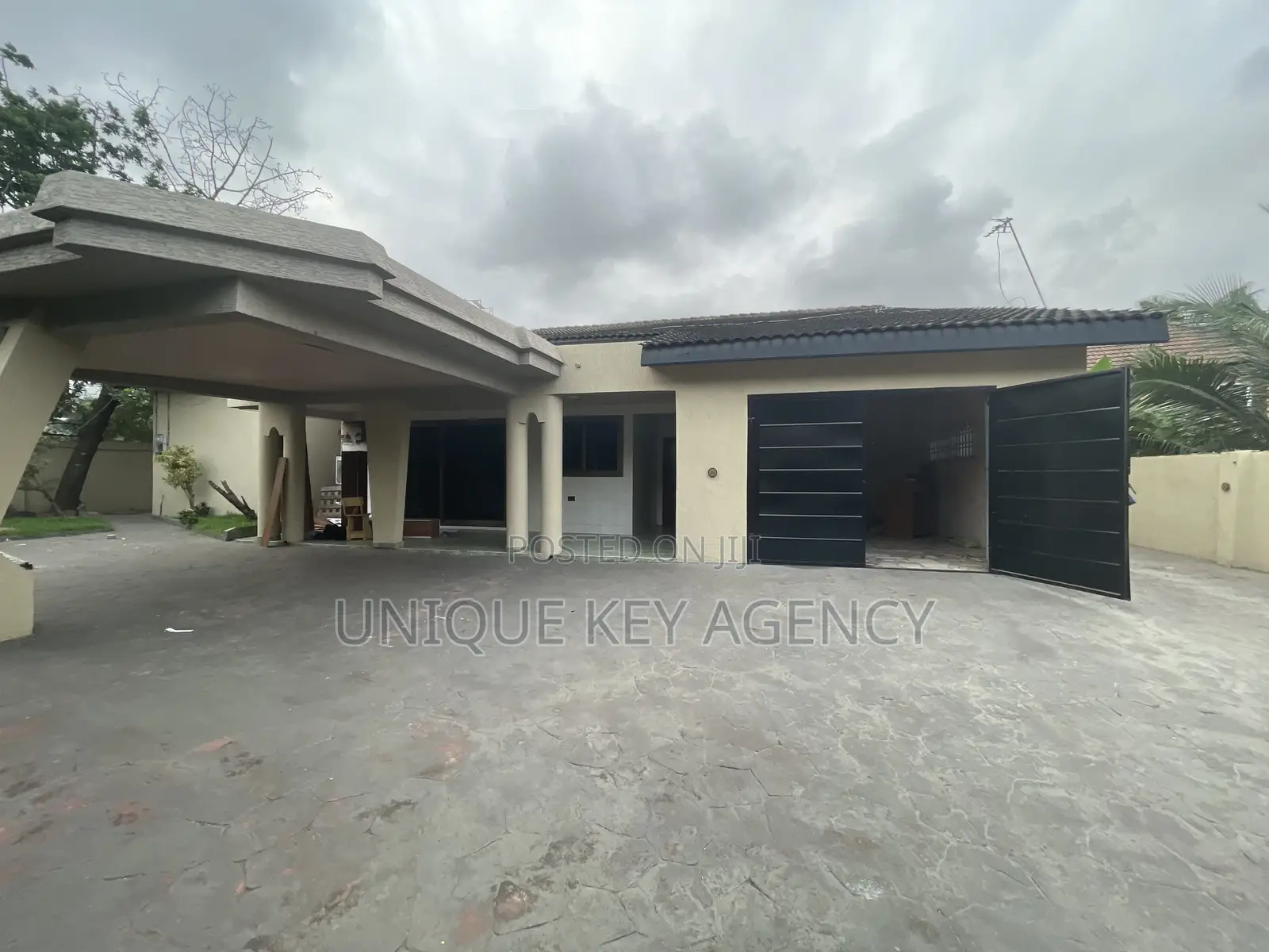 4bdrm House in Unique Key Agency, East Legon for rent