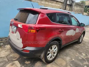 Toyota RAV4 2015 Red