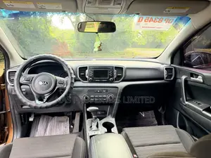 Kia Sportage LX AWD 2018 Gold