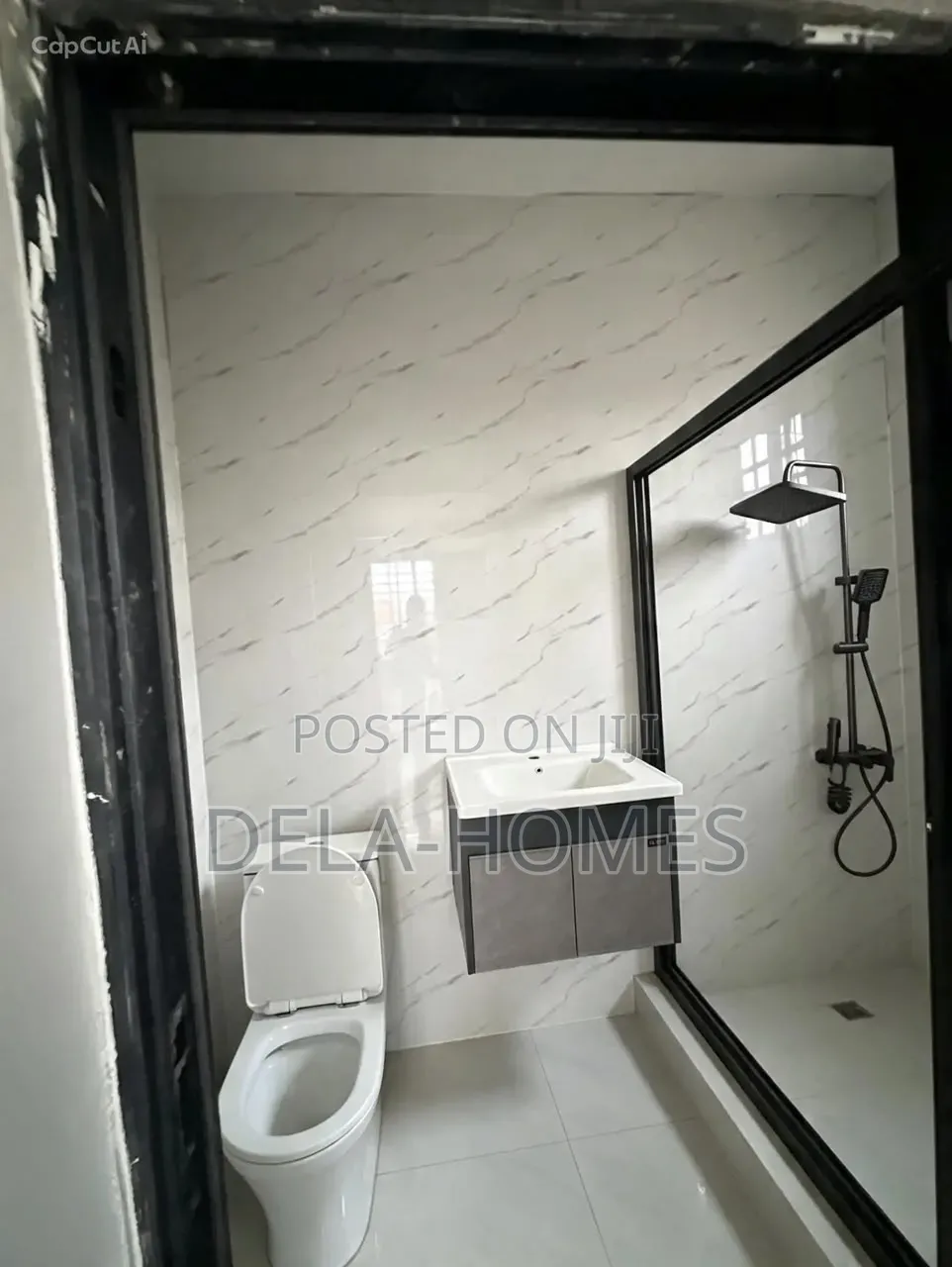 5 Bedroom House for Sale