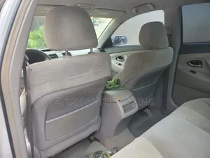 Toyota Camry 2011 Silver